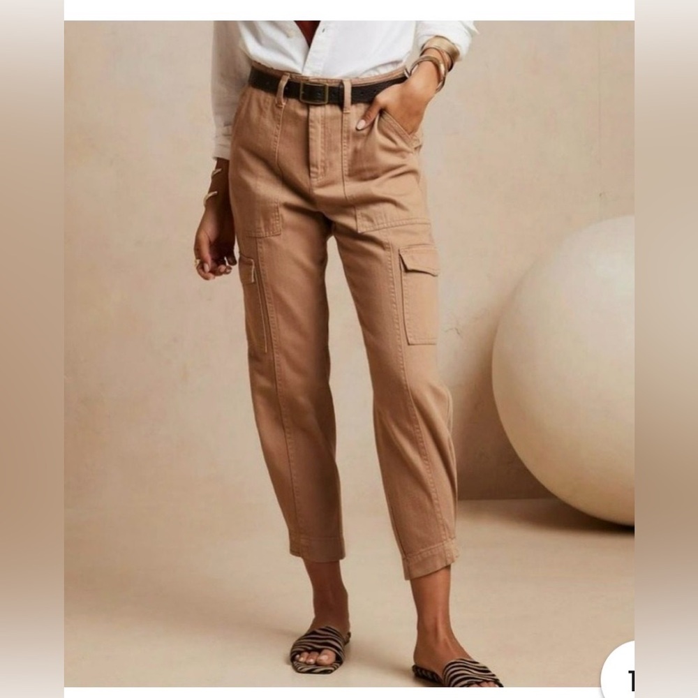 Banana Republic Cargo Tapered Utility Pants Iced Latte Size Petite 10 EUC